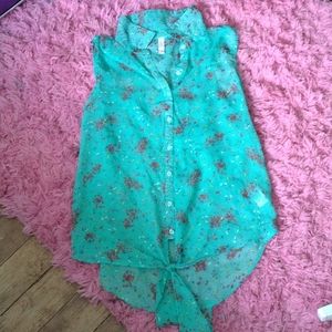 Women's summer shirt